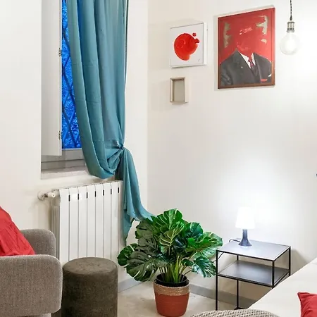 Host4u - Tresanda In Center Apartment *