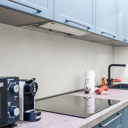 Host4u - Tresanda In Center * ブレシア