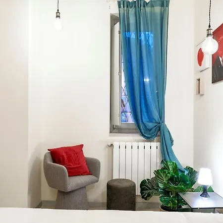 Host4u - Tresanda In Center *