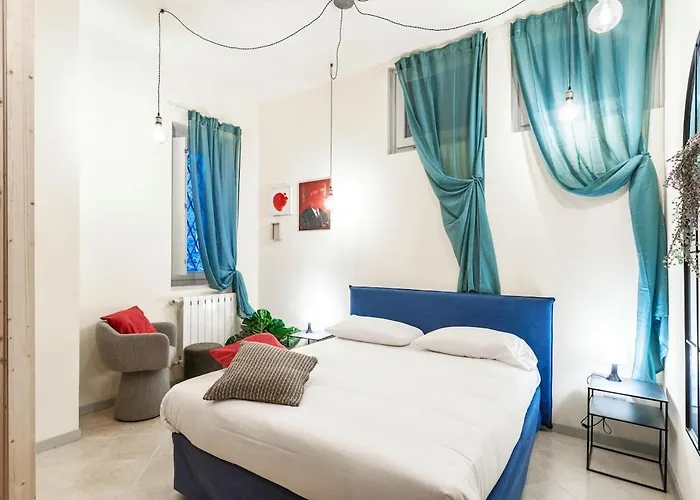 Host4u - Tresanda In Center Apartment Brescia