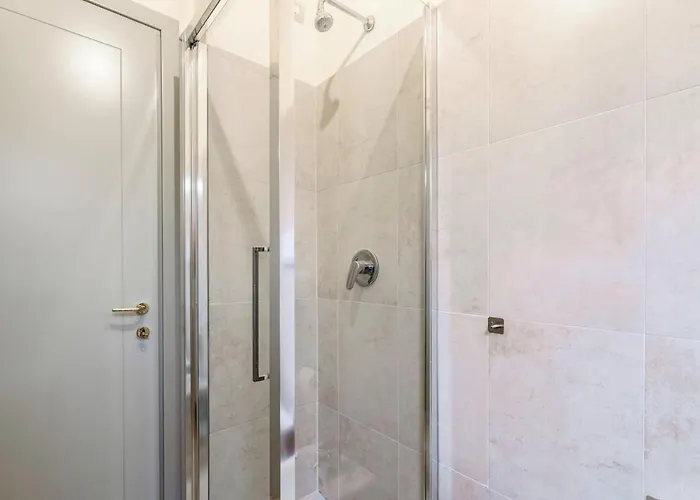 Host4u - Tresanda In Center Apartman *