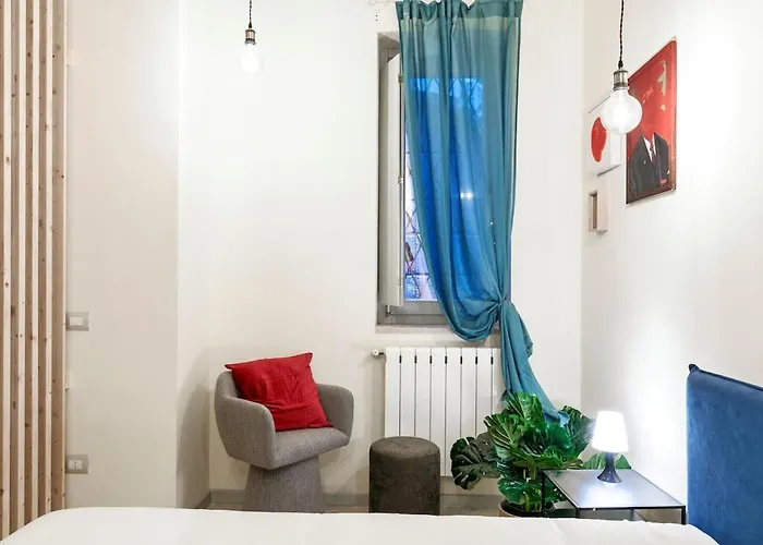 Host4u - Tresanda In Center *